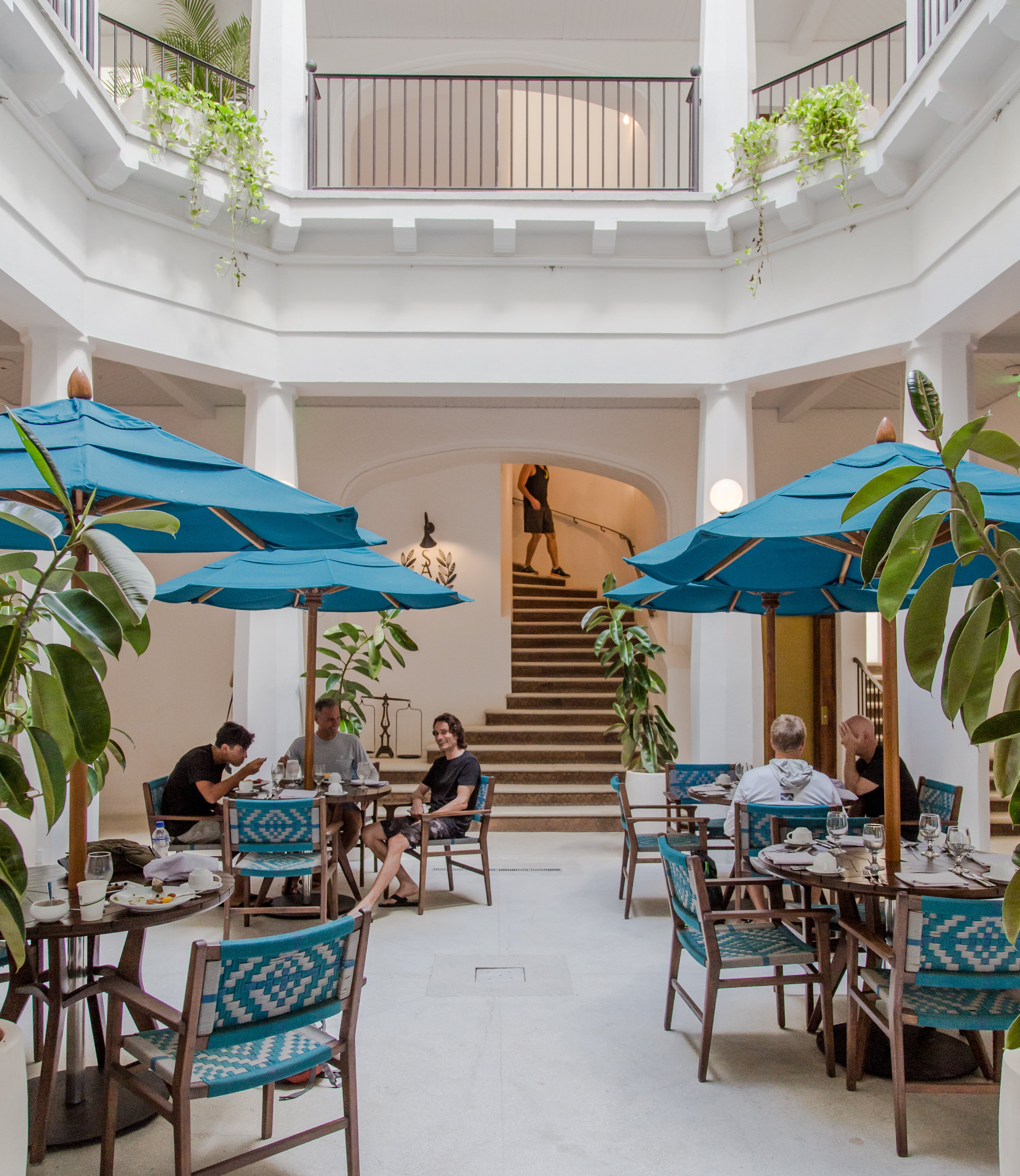 Santarena Atrium Breakfast